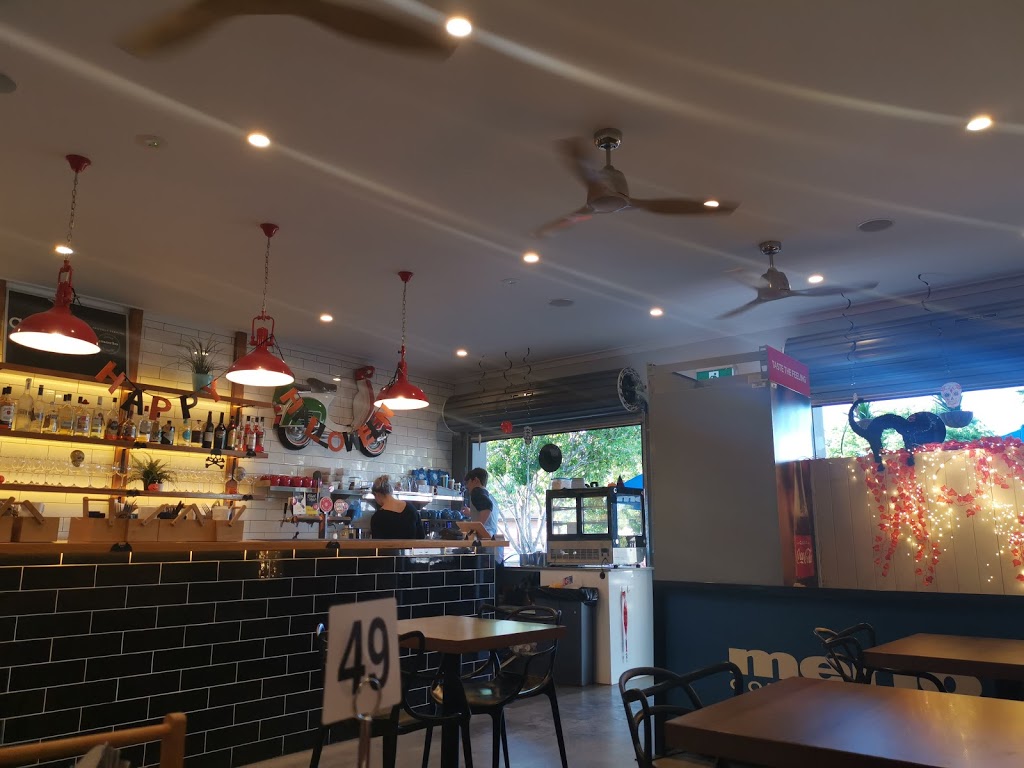 Cenzos Cafe + Bar | 131 Lumley St, Upper Mount Gravatt QLD 4122, Australia | Phone: 0457 348 824
