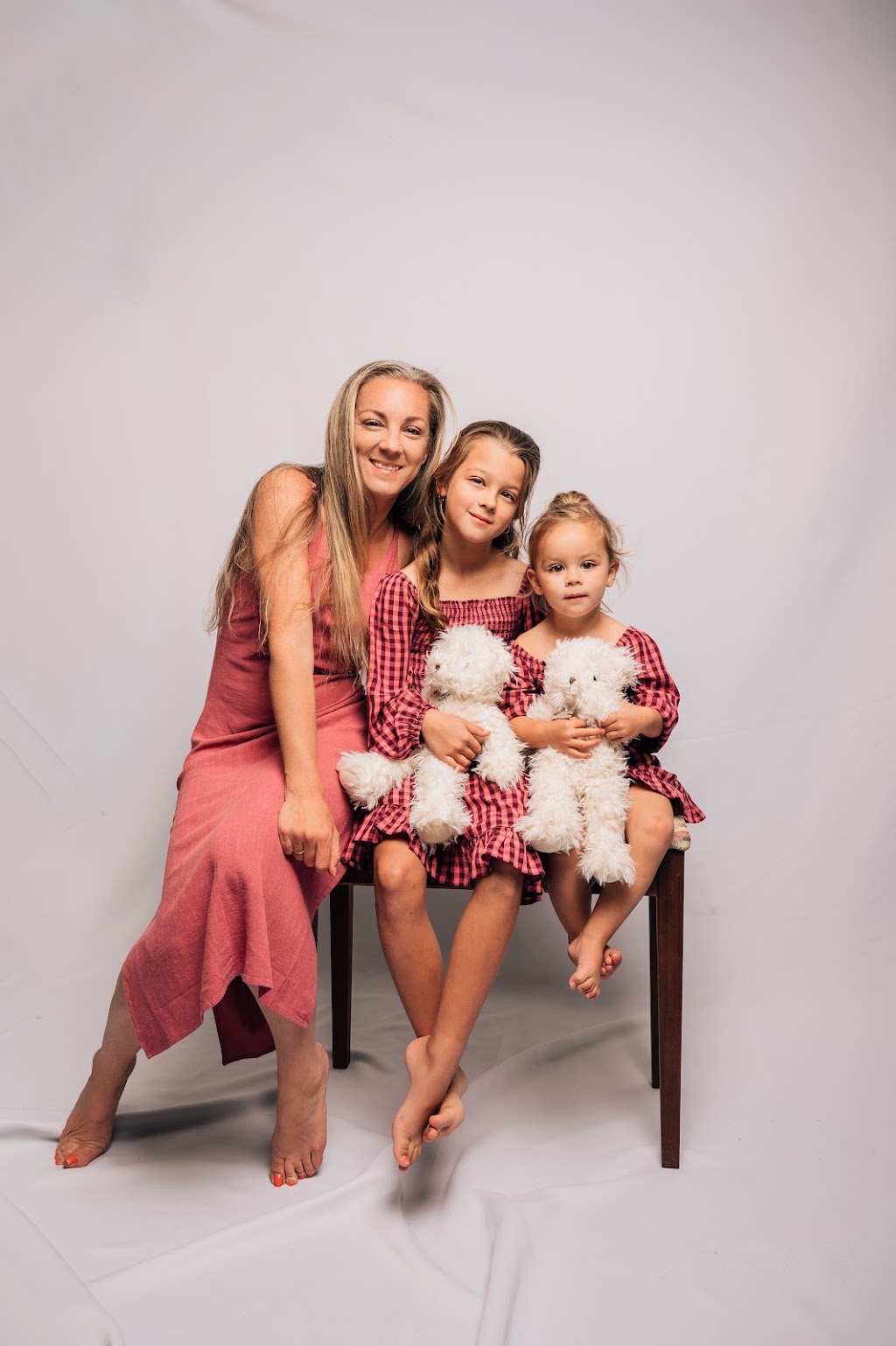 Irina Shender Photography | 16 Peppermint Rd, Morisset NSW 2264, Australia | Phone: 0426 483 813