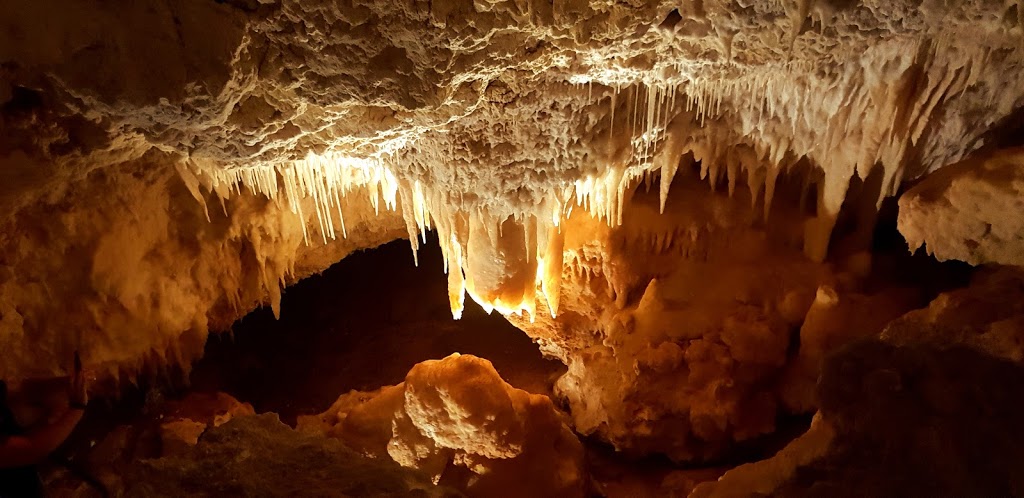 Jewel Cave | park | Jewel Caves Rd, Deepdene WA 6290, Australia | 0897577411 OR +61 8 9757 7411