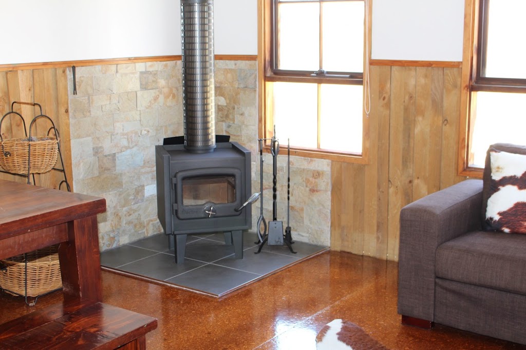 Barooma Homestead | lodging | 15 Costellos Rd, Giffard VIC 3851, Australia | 0437125228 OR +61 437 125 228