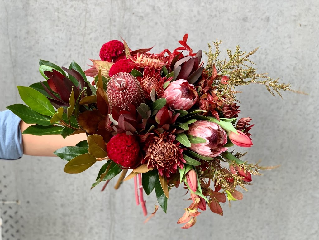 Je Fleur Bespoke Botanicals | florist | 12 Provan St, Campbell ACT 2612, Australia | 0481135855 OR +61 481 135 855