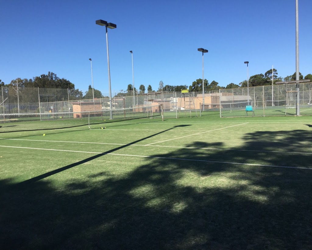 Bulli & District Tennis Assoc |  | Grevillia Park Rd, Bulli NSW 2516, Australia | 0421087049 OR +61 421 087 049
