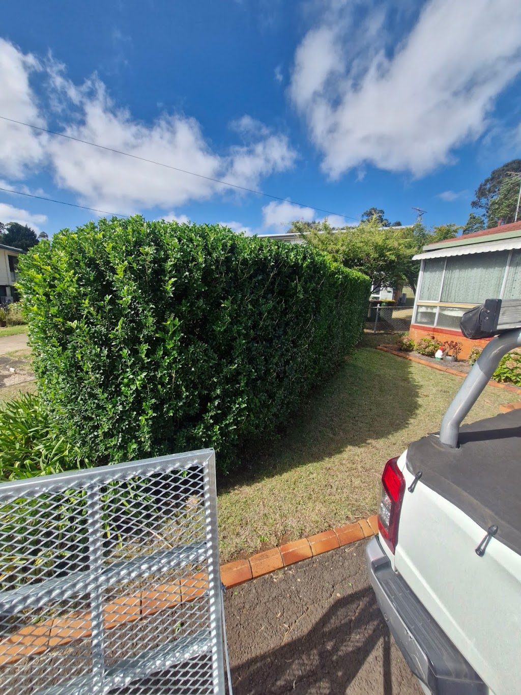 Highfields Pest and Lawn Maintenance | 5 Mountview Ct, Highfields QLD 4352, Australia | Phone: 0434 240 629