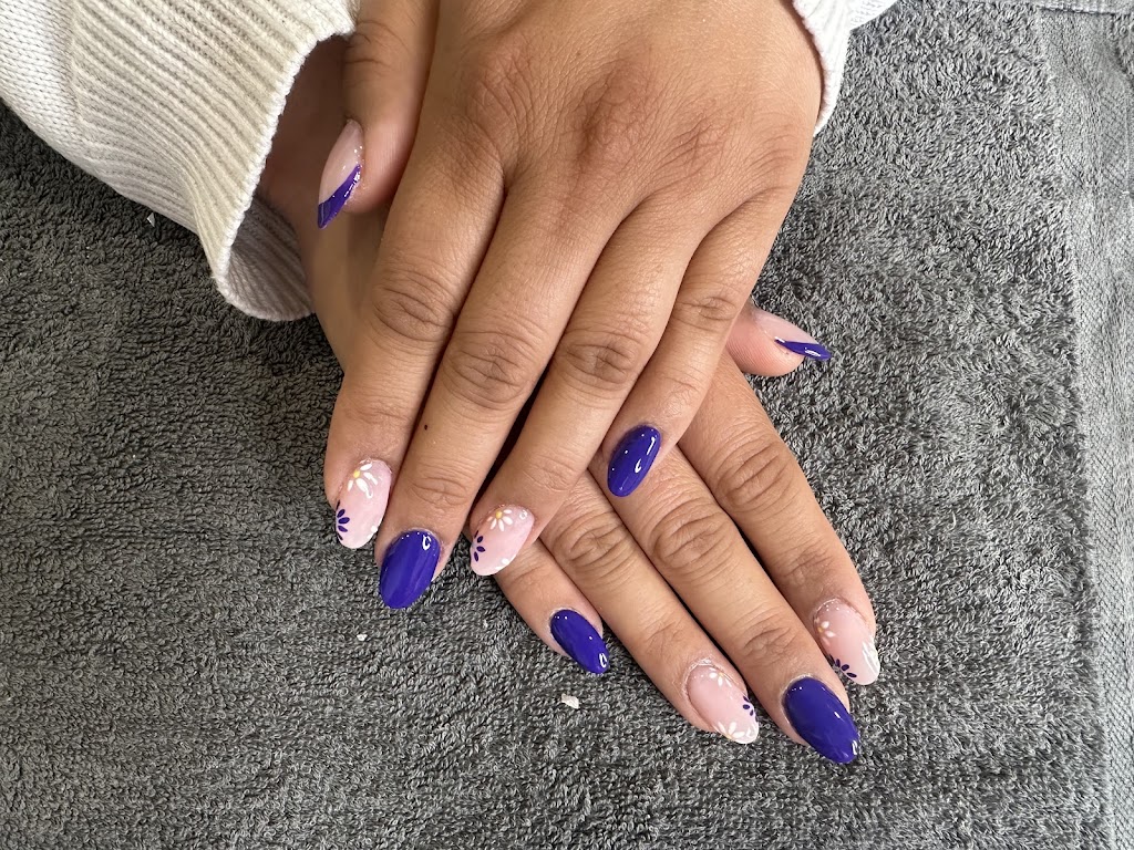 Haus Of Glam Nail and Lash studio | 5 Topiary St, Pakenham VIC 3810, Australia | Phone: 0406 252 995