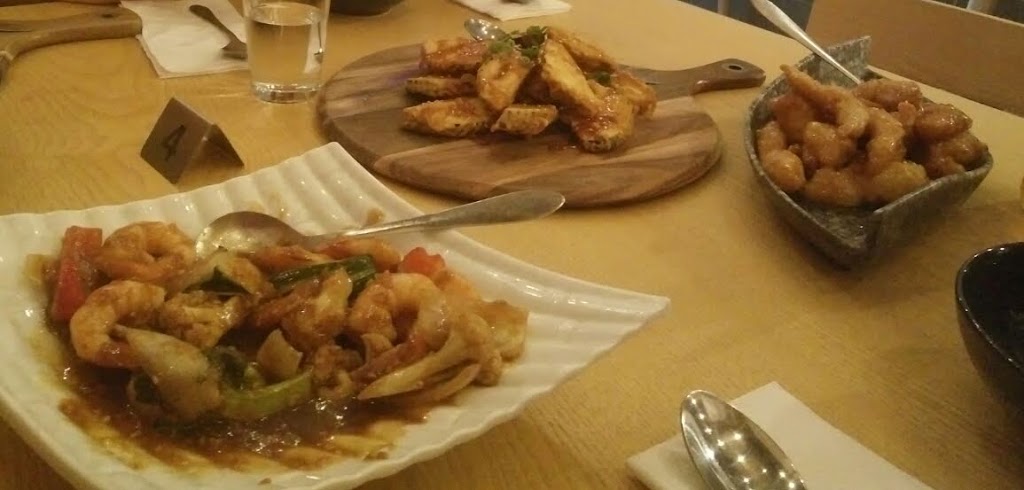 Moon Dragon Chinese Restaurant | Moonee Market, SR05/2B Moonee Beach Rd, Moonee Beach NSW 2450, Australia | Phone: (02) 6653 7888