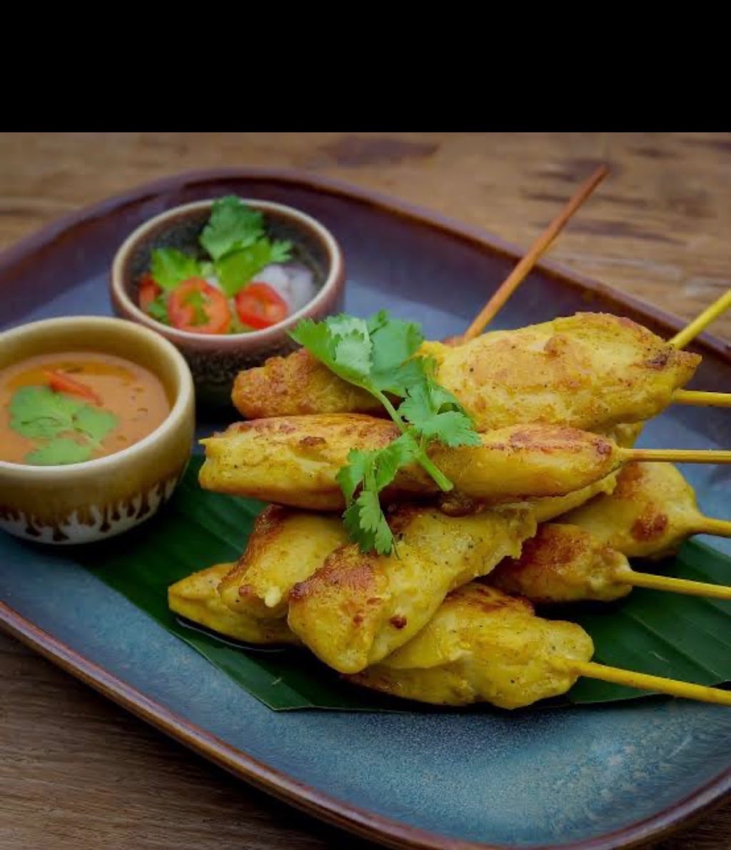 Bogan Thai by Nat | Nyngan Golf Club, 16 Tottenham Rd, Nyngan NSW 2825, Australia | Phone: 0484 700 133