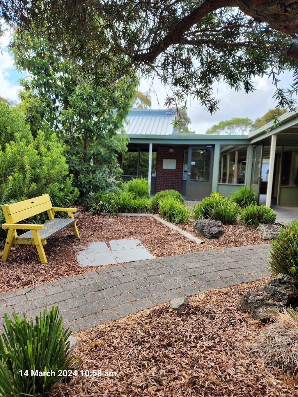 C2A - Mornington Hub | 311 Racecourse Rd, Mornington VIC 3931, Australia | Phone: 1300 111 212