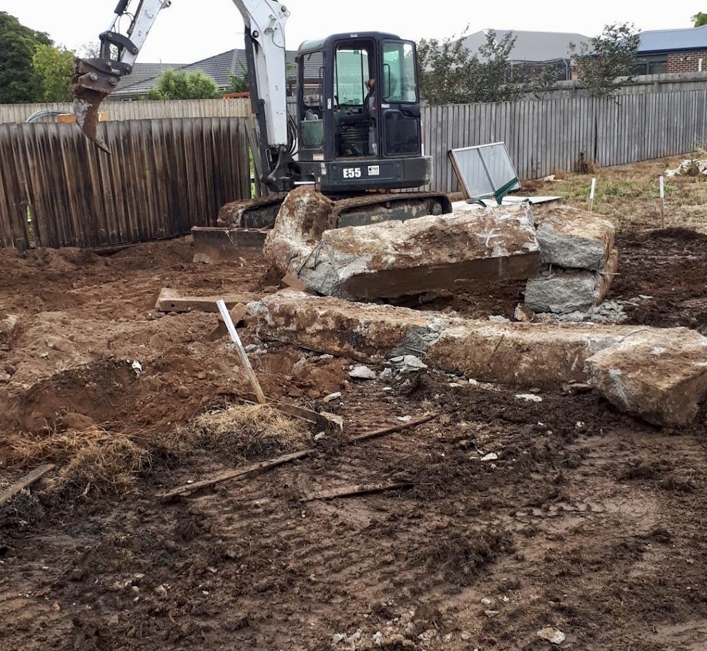 Don Barrys Bobcat Hire | general contractor | 13 Morona Ave, Norlane VIC 3214, Australia | 0409770037 OR +61 409 770 037