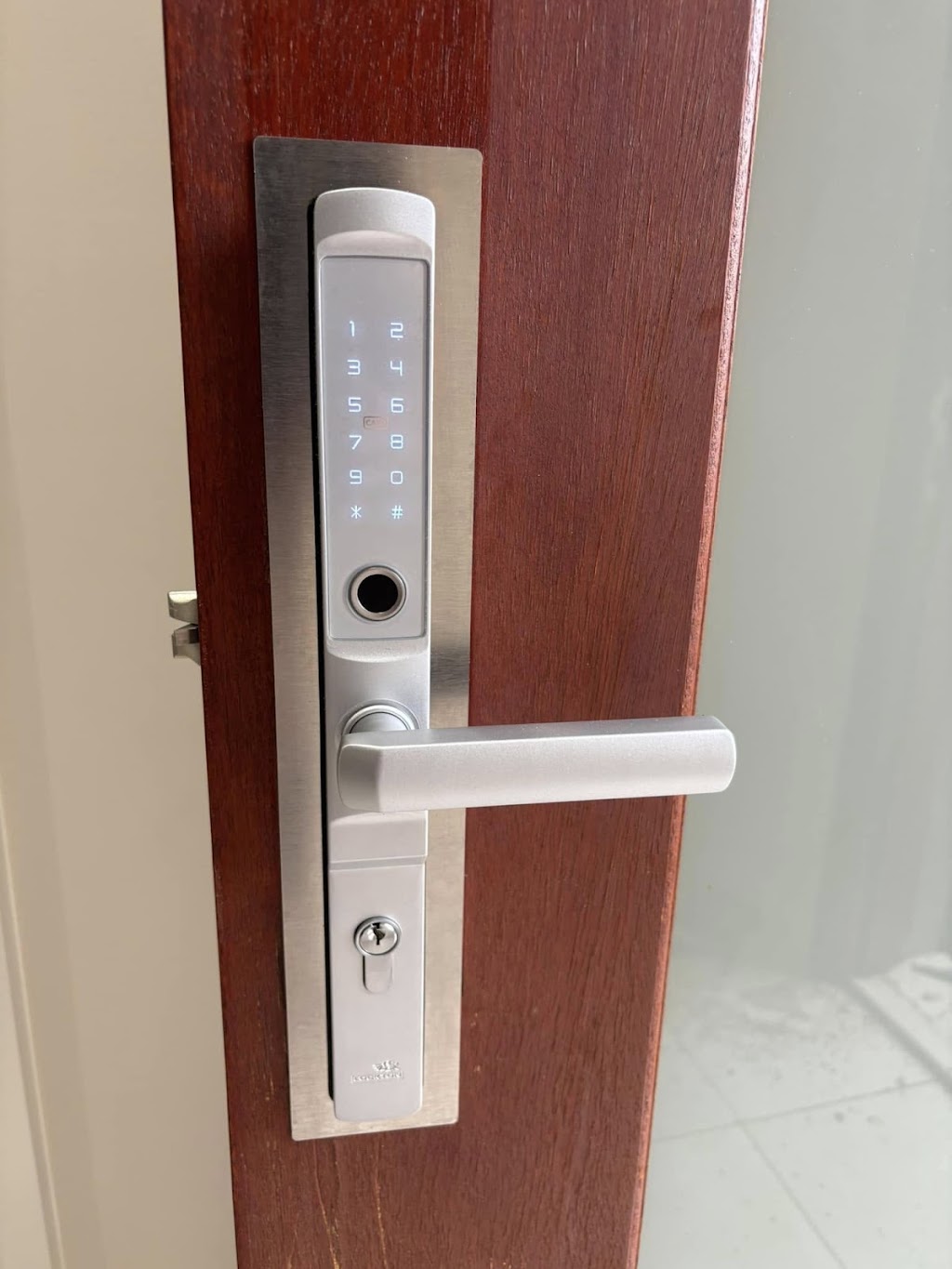 Lockbiz Locksmiths | 64 Porters Rd, Kenthurst NSW 2156, Australia | Phone: 0455 331 405
