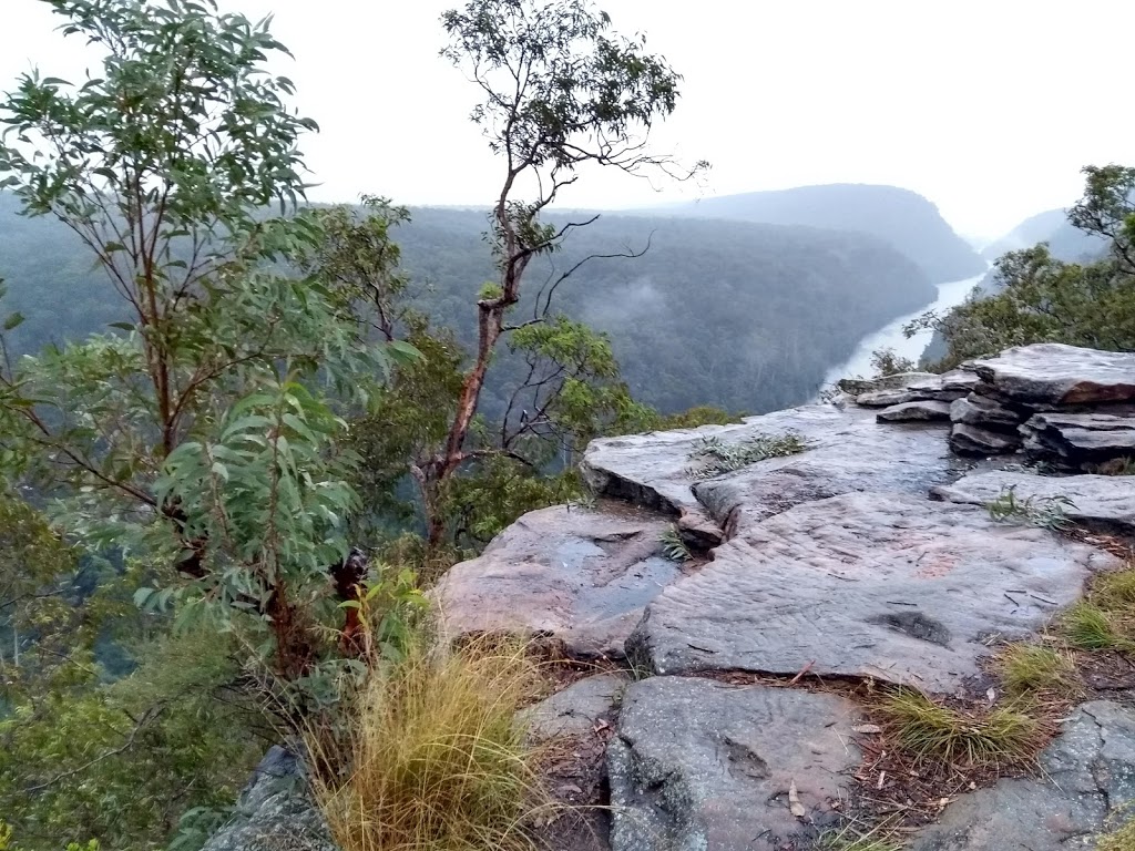 The Rock Lookout | tourist attraction | 2745/504 Fairlight Rd, Mulgoa NSW 2745, Australia | 0247327777 OR +61 2 4732 7777