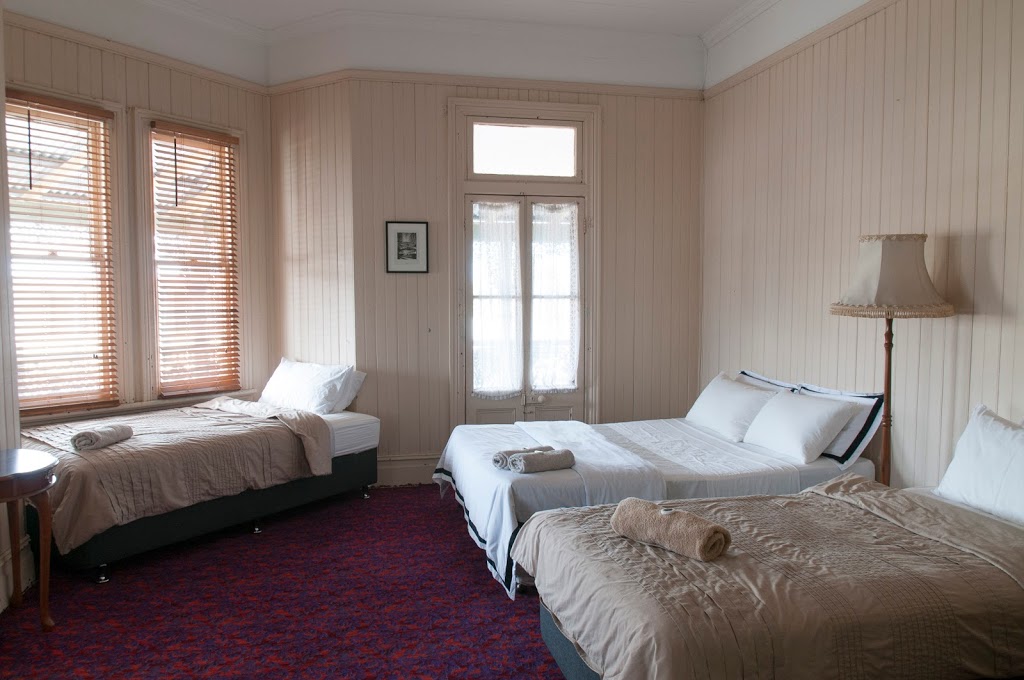The Ulmarra Hotel | 2 Coldstream St, Ulmarra NSW 2462, Australia | Phone: (02) 6644 5305