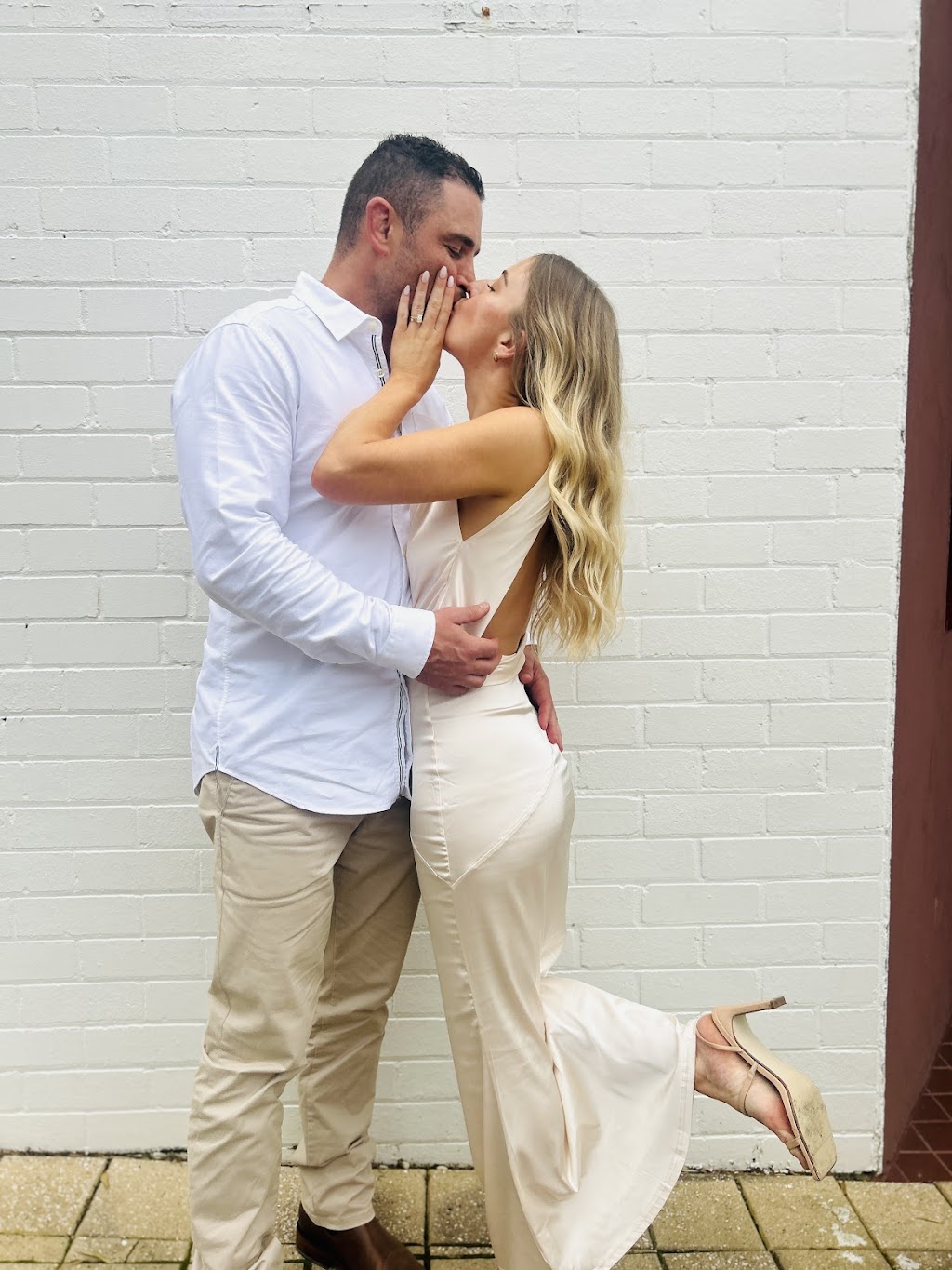 The Currumbin Celebrant | currumbin beach, Currumbin Waters QLD 4223, Australia | Phone: 0468 525 449