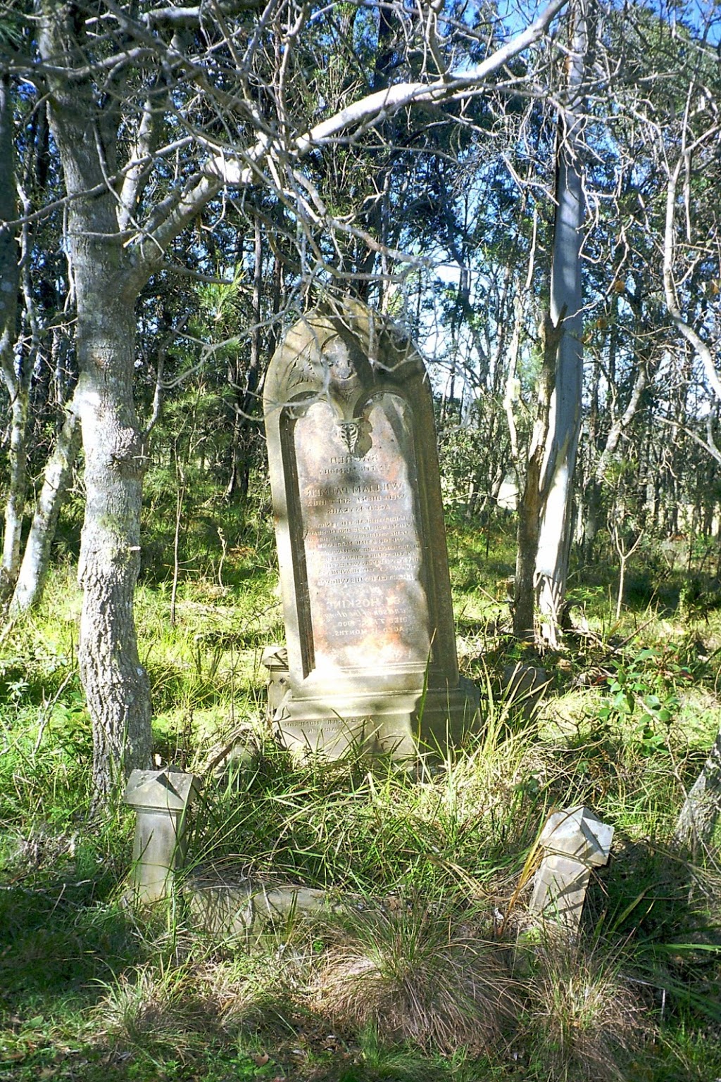 Liston Cemetery | cemetery | 4562-4952 Mount Lindesay Rd, Liston NSW 2372, Australia