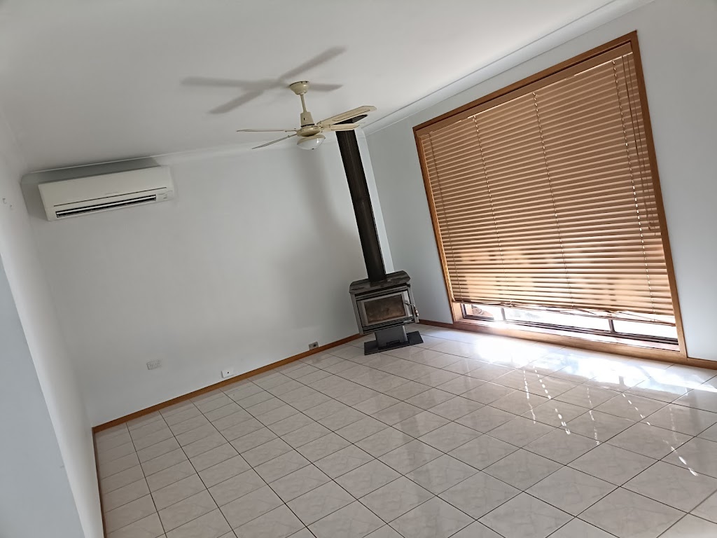 Mudgee End of Lease & Commercial Cleaning | 18 Henry Bayly Dr, Mudgee NSW 2850, Australia | Phone: 0404 304 560