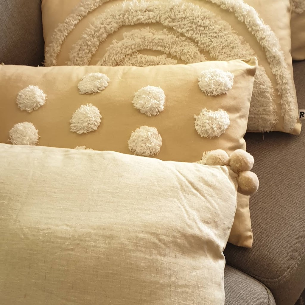 Curtains4u | 4 Preston Cl, Albany Creek QLD 4035, Australia | Phone: 0434 721 717