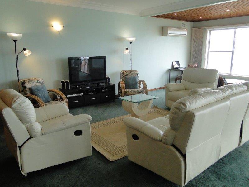 Nelson Bay Holiday Home | lodging | 12A Magnus St, Nelson Bay NSW 2315, Australia | 0429037456 OR +61 429 037 456