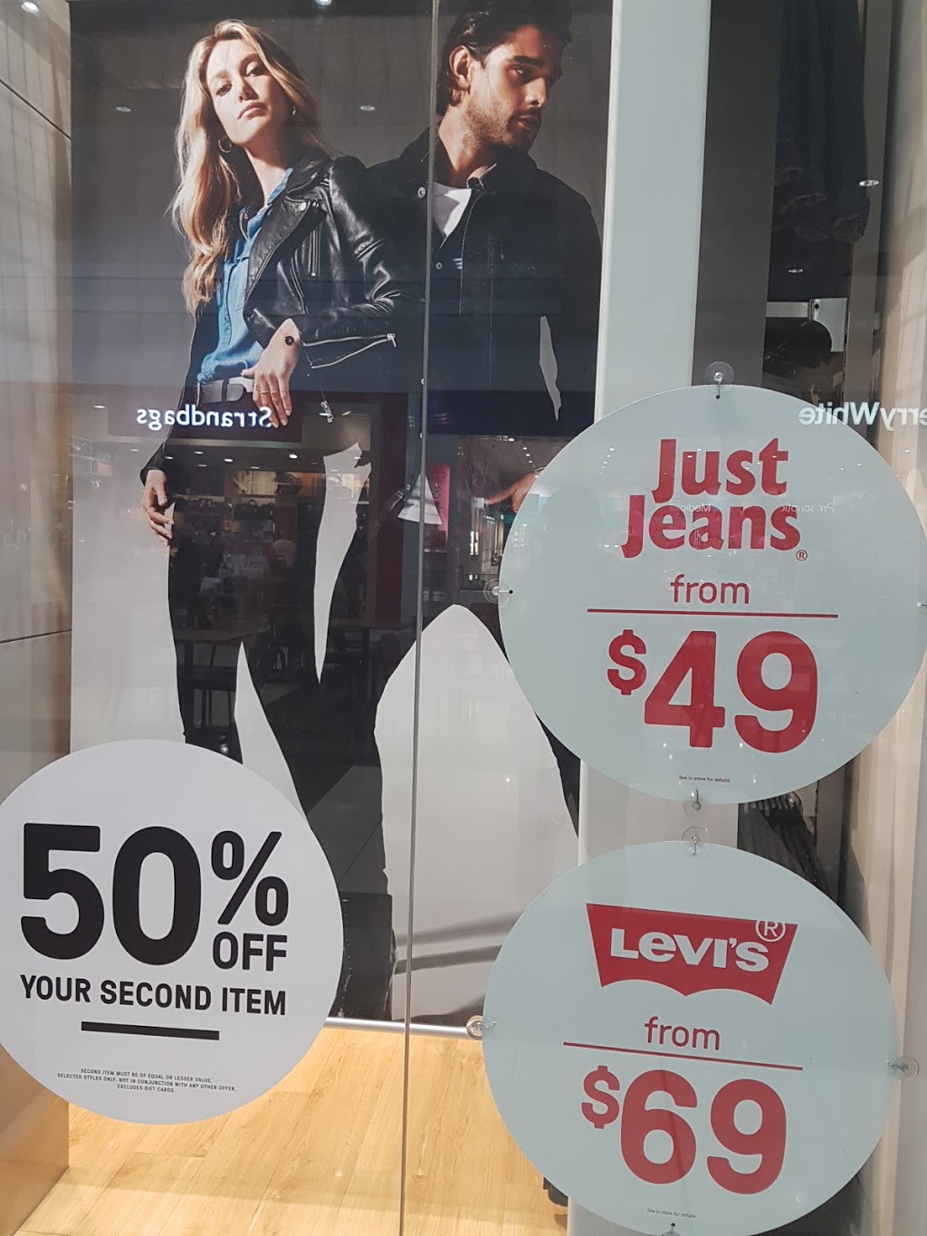 Just Jeans | clothing store | Shop 3 Armidale Central, 217-231 Beardy St, Armidale NSW 2350, Australia | 0267072978 OR +61 2 6707 2978