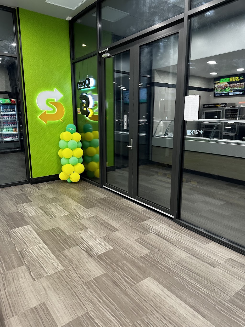 Subway Brendale | Shell Service Centre, 2 Linkfield Connection Road, Brendale QLD 4500, Australia | Phone: (07) 2000 0961