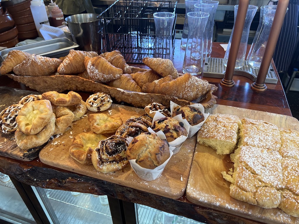 Walden | 1696 Beechmont Rd, Beechmont QLD 4211, Australia | Phone: 0498 348 393