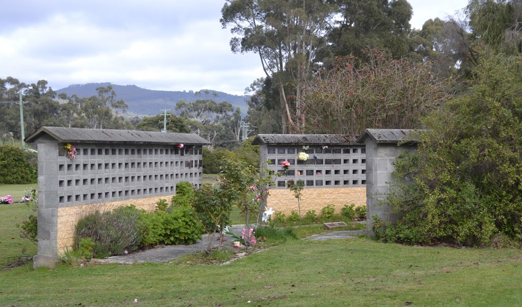 Huon Lawn Cemetery | Glen Huon Rd, Huonville TAS 7109, Australia