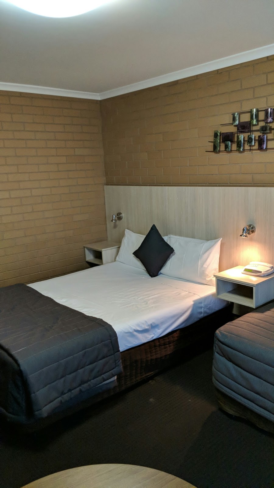 River City Motel | lodging | 830 Fifteenth St, Mildura VIC 3500, Australia | 0350235177 OR +61 3 5023 5177