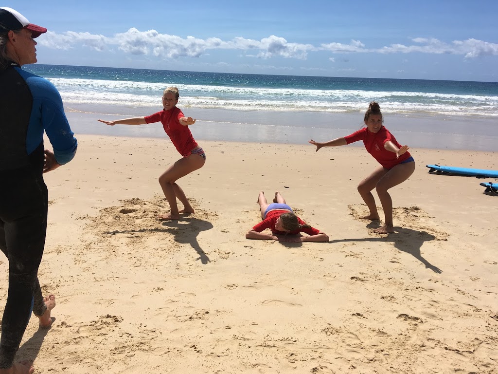 Rainbow Beach Learn to Surf | Main beach, Rainbow Beach QLD 4581, Australia | Phone: 0435 934 087