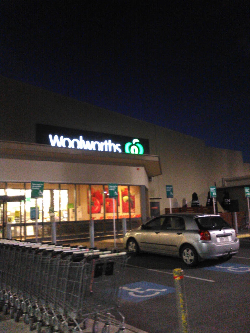 Woolworths | supermarket | Queen Elizabeth Dr, Cooloola Cove QLD 4580, Australia | 0754014100 OR +61 7 5401 4100