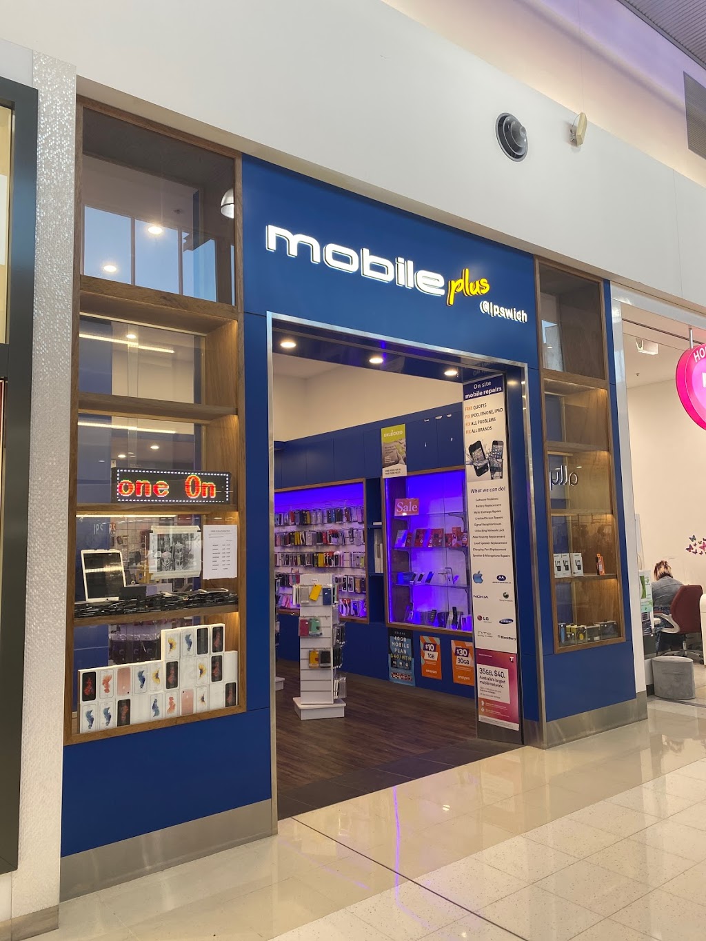 Mobile Plus@Ipswich | store | Riverlink Shopping Center, S61 The Terrace, North Ipswich QLD 4305, Australia | 0738123530 OR +61 7 3812 3530