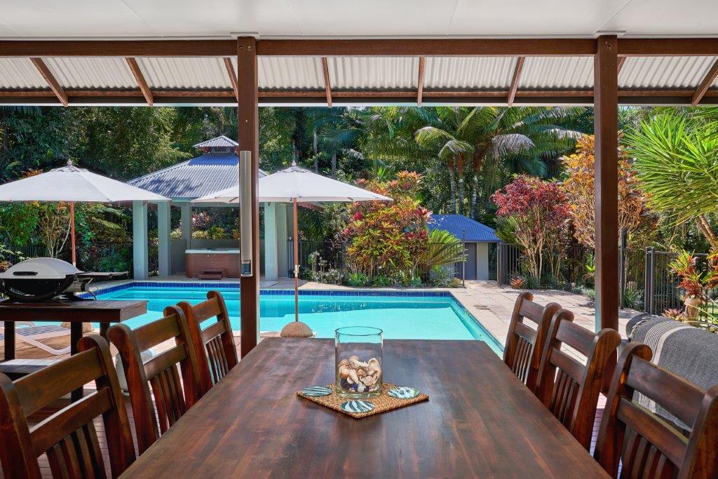 Lost Paradise | real estate agency | Mission Beach, 36 Lindsay Rd, Carmoo QLD 4852, Australia | 0428689040 OR +61 428 689 040
