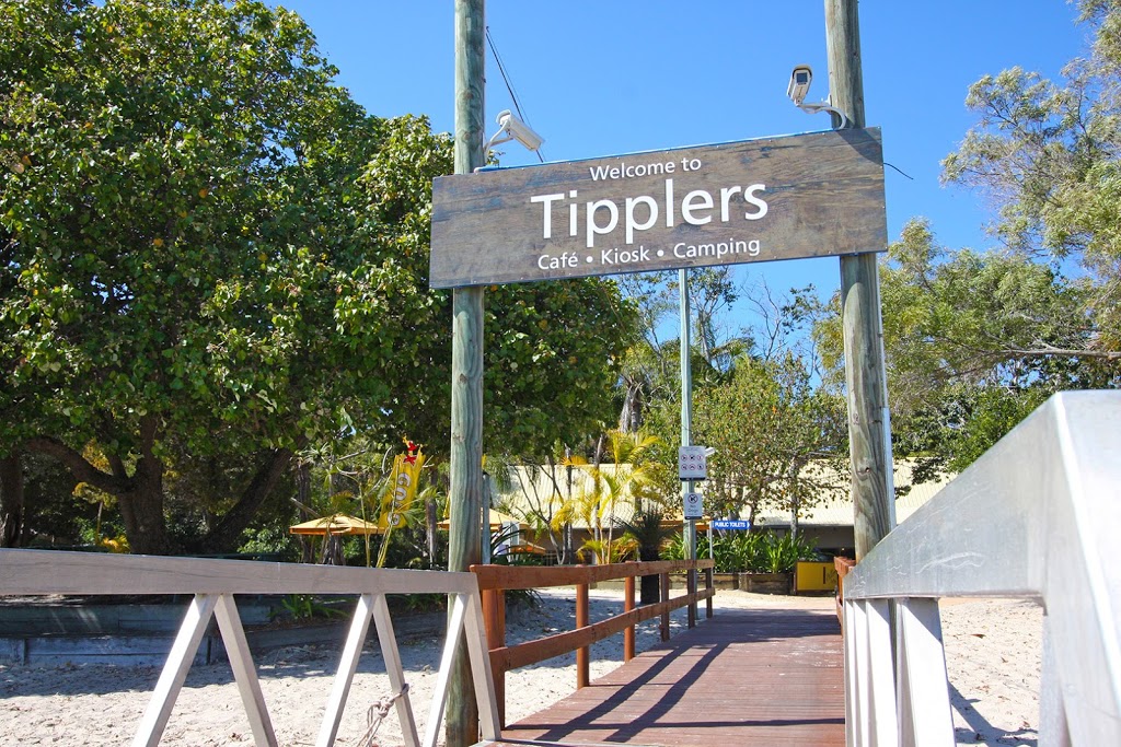 Tipplers Campground | campground | Lot 74 South Stradbroke Island, South Stradbroke QLD 4216, Australia | 0755772849 OR +61 7 5577 2849