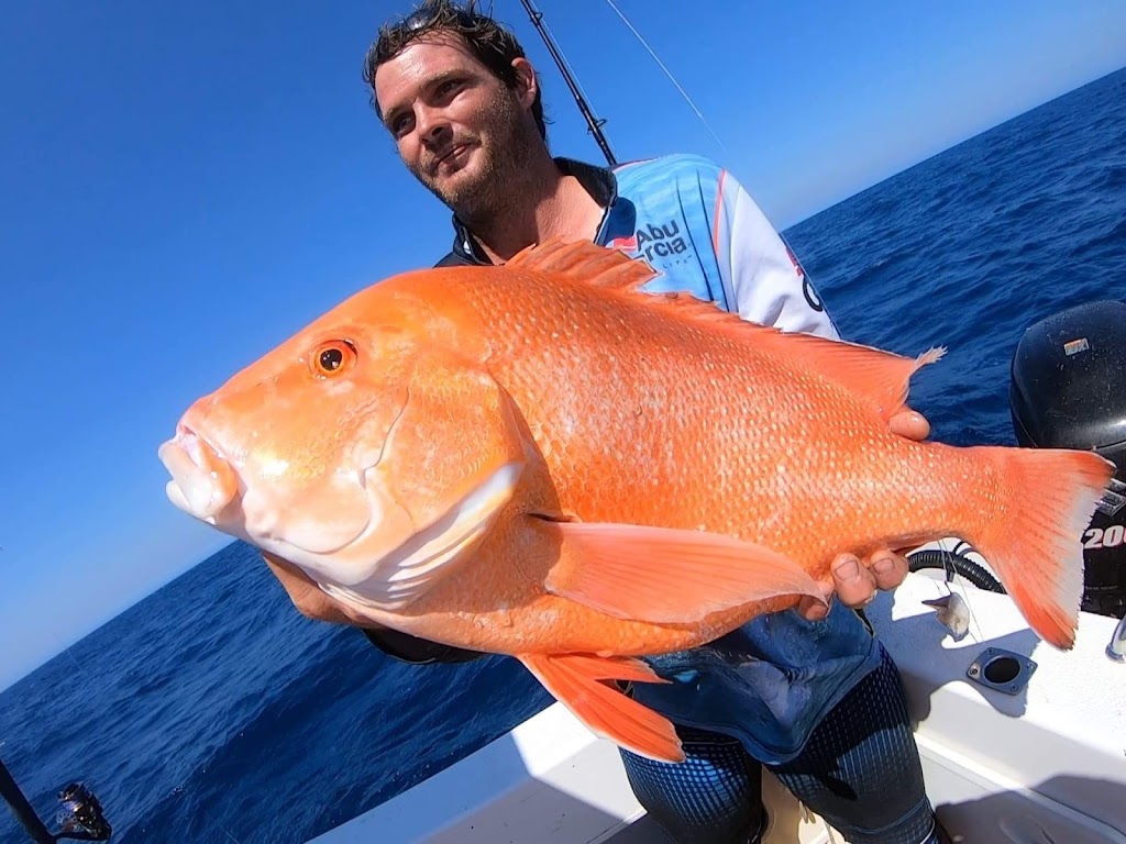 Double Threat Charters Yeppoon | 1 Waterline Way, Rosslyn QLD 4703, Australia | Phone: 0447 210 099