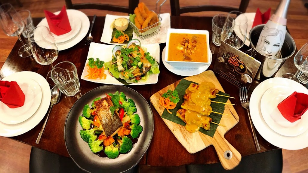 Siam Taste Thai Restaurant | 1/28-32 Gap Rd, Sunbury VIC 3429, Australia | Phone: (03) 9744 2828