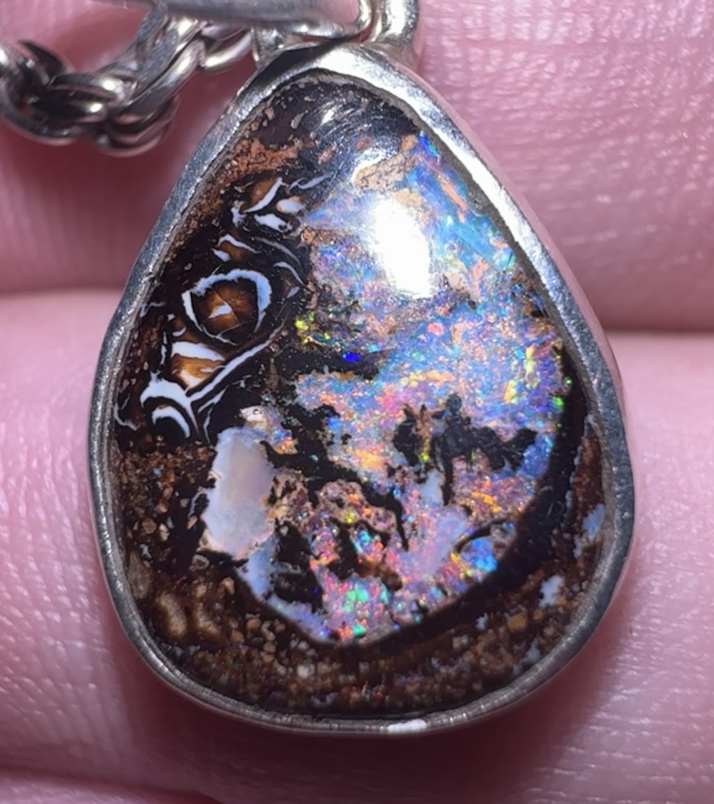 Linda George Jewellery | 52 Eulo St, Eulo QLD 4491, Australia | Phone: 0437 063 660