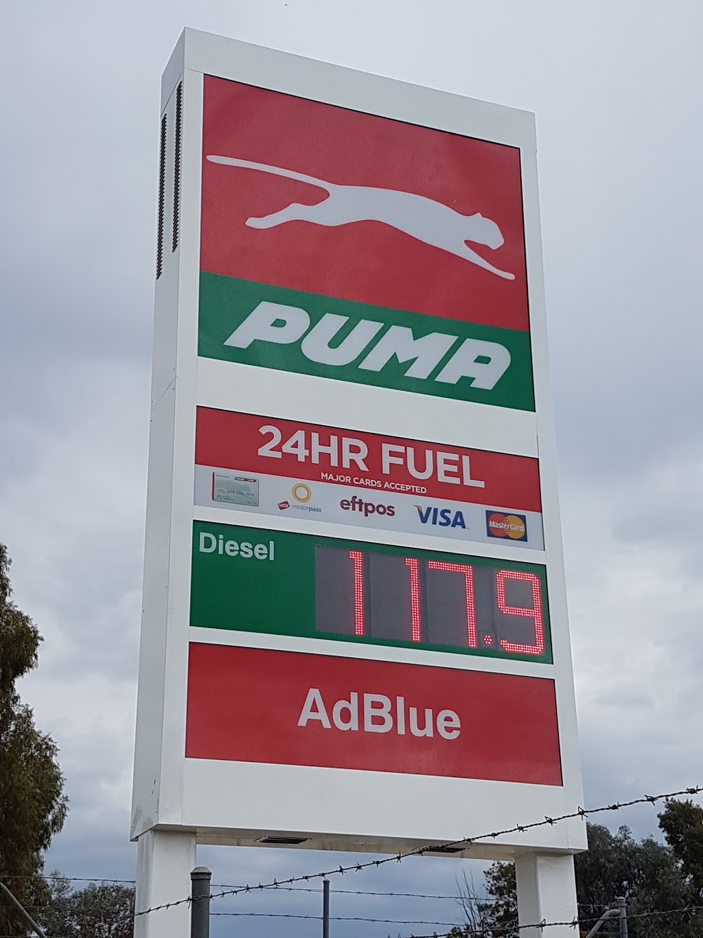 Puma Albury Unmanned | gas station | 12 Reiff St, Lavington NSW 2641, Australia