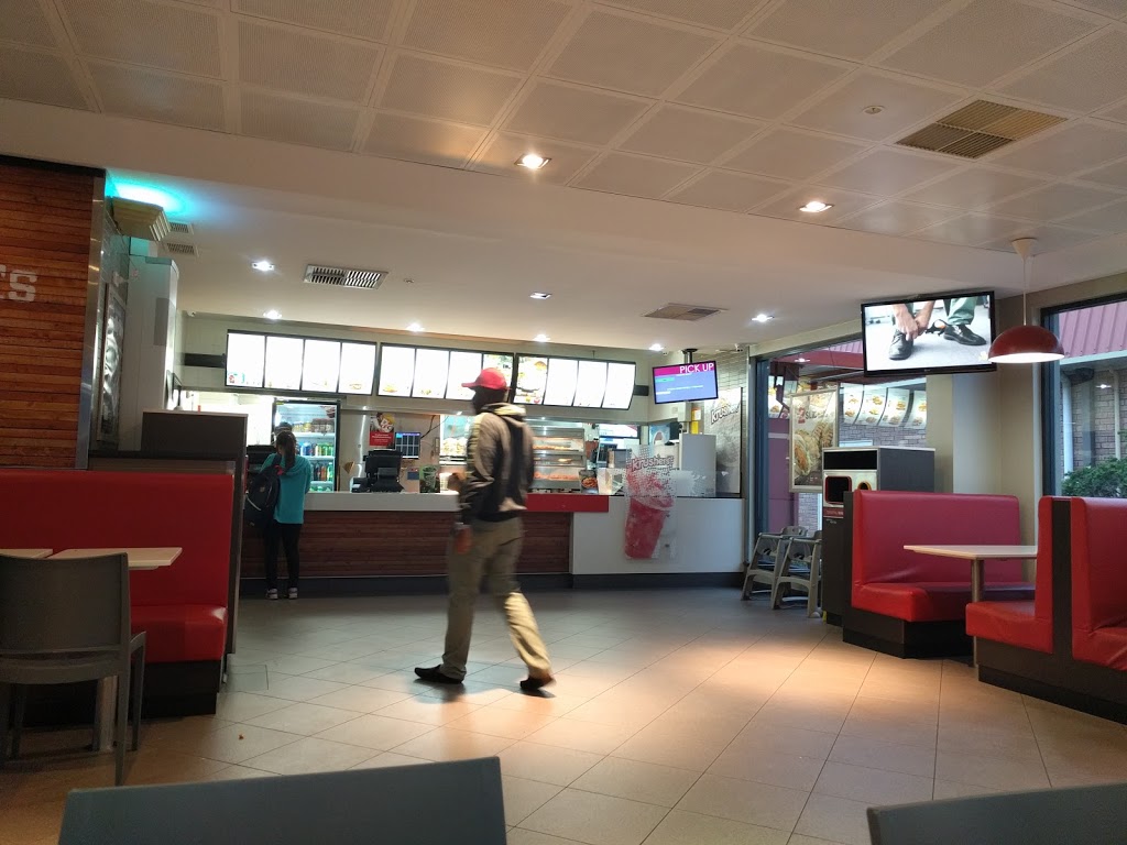 KFC Thornlie | meal takeaway | 202-212 Spencer Rd, Thornlie WA 6108, Australia | 0893505482 OR +61 8 9350 5482