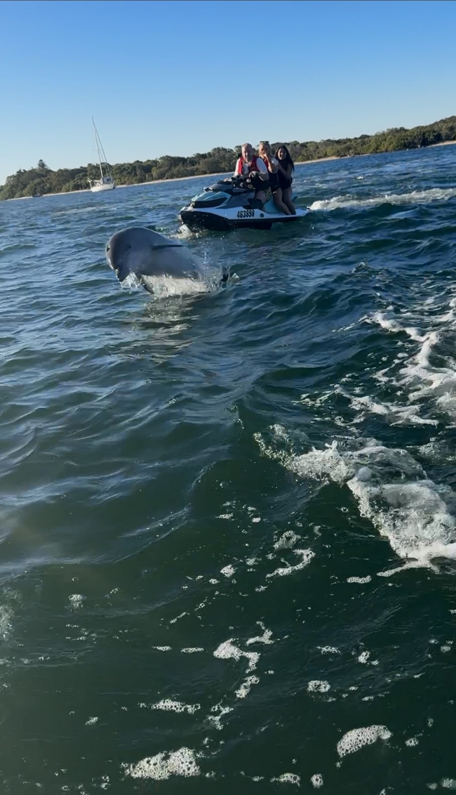 Gold Coast Pontoons and Jet Ski Tours | Muriel Henchman Park, Main Beach QLD 4217, Australia | Phone: 0409 468 341