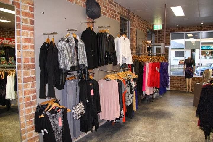 Sway Clothing | clothing store | 1/6 Addison St, Shellharbour NSW 2529, Australia | 0242955661 OR +61 2 4295 5661