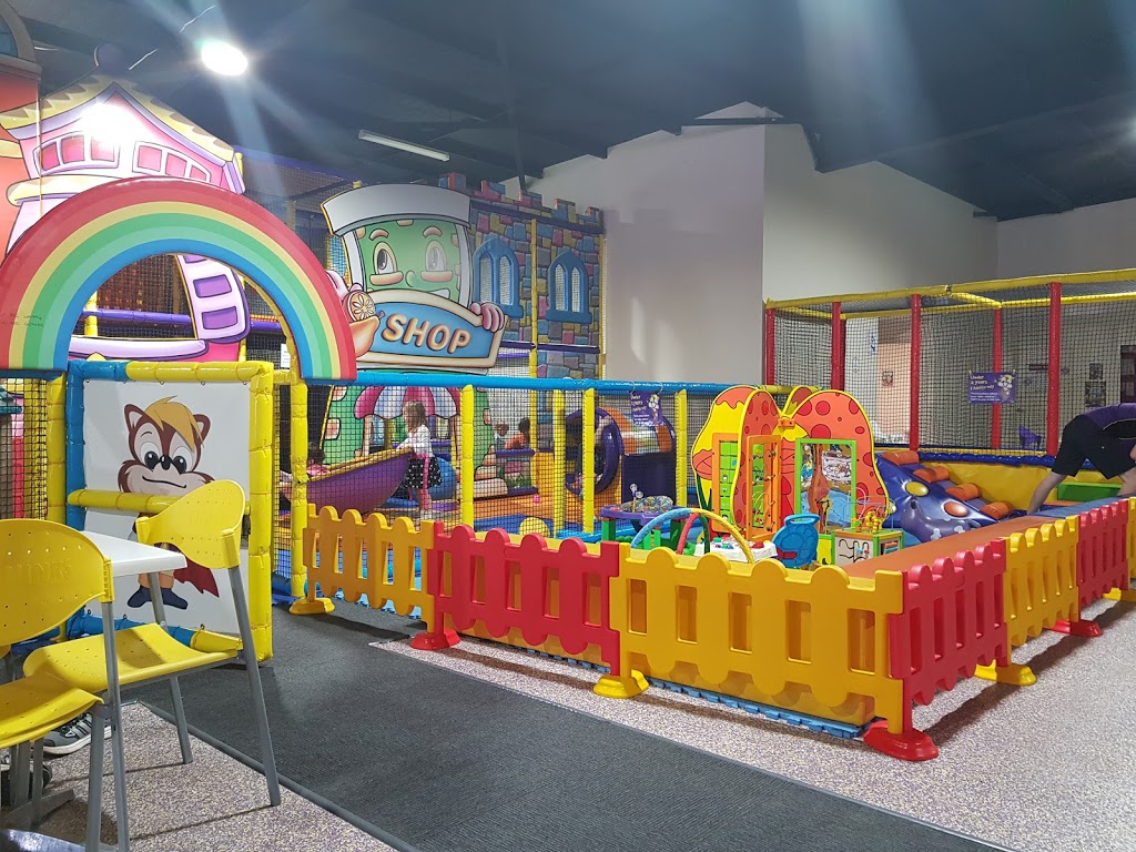 Chipmunks Playland and Cafe | cafe | 11/1387 Wanneroo Rd, Wanneroo WA 6065, Australia | 0894047718 OR +61 8 9404 7718