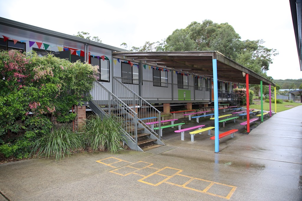 Coast Christian School | school | 37/39 Bundaleer Cres, Bensville NSW 2251, Australia | 0243683377 OR +61 2 4368 3377
