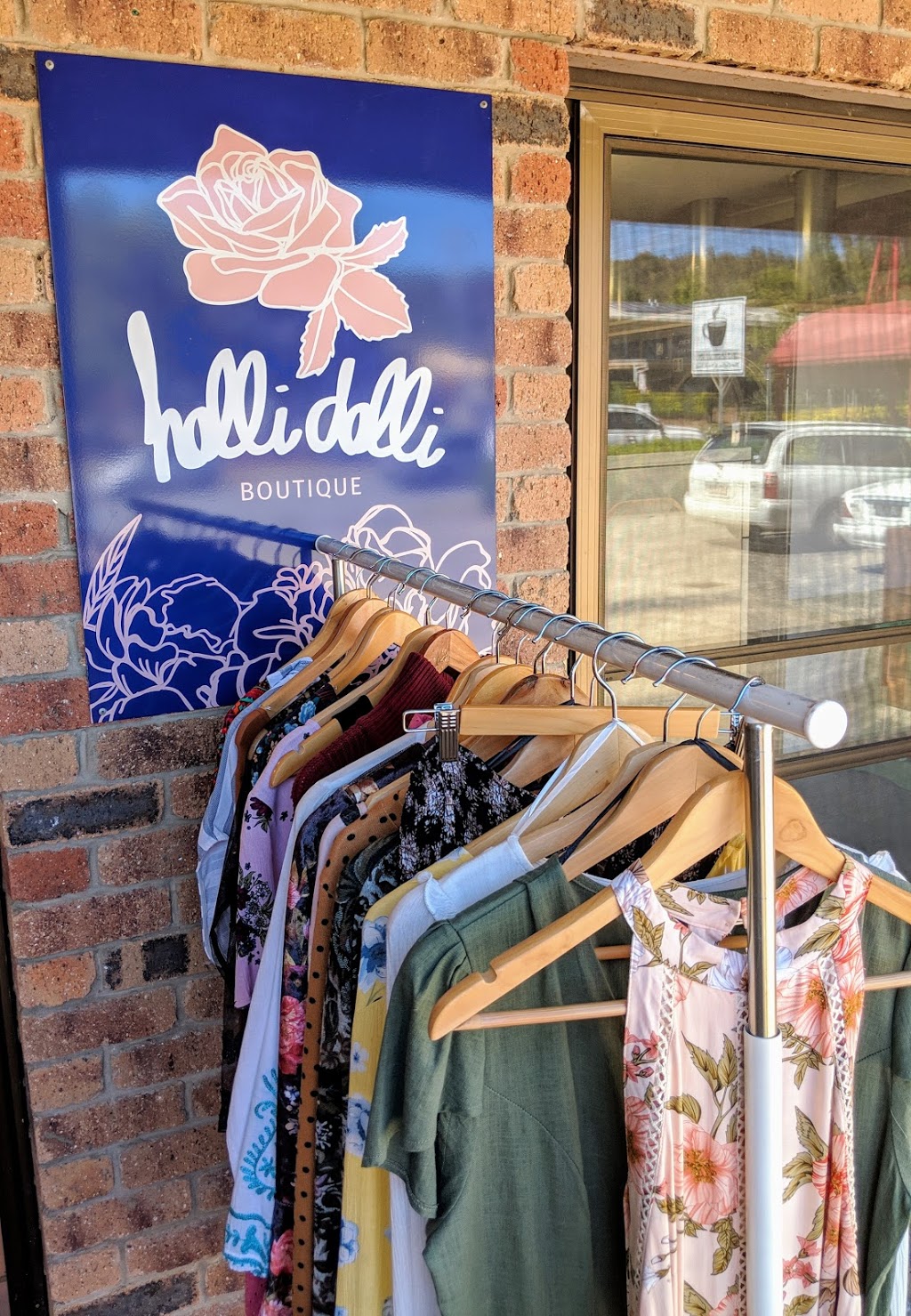 Holli Dolli | clothing store | Shop 4/40 Christie St, Canungra QLD 4275, Australia | 0403046002 OR +61 403 046 002