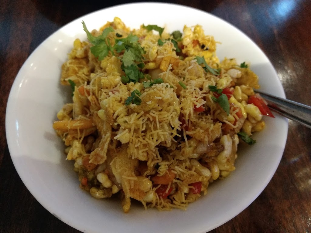 Sampoorna Vegetarian Surprise Indian Restaurant | 11 Essex Rd, Mount Waverley VIC 3149, Australia | Phone: (03) 9807 0607