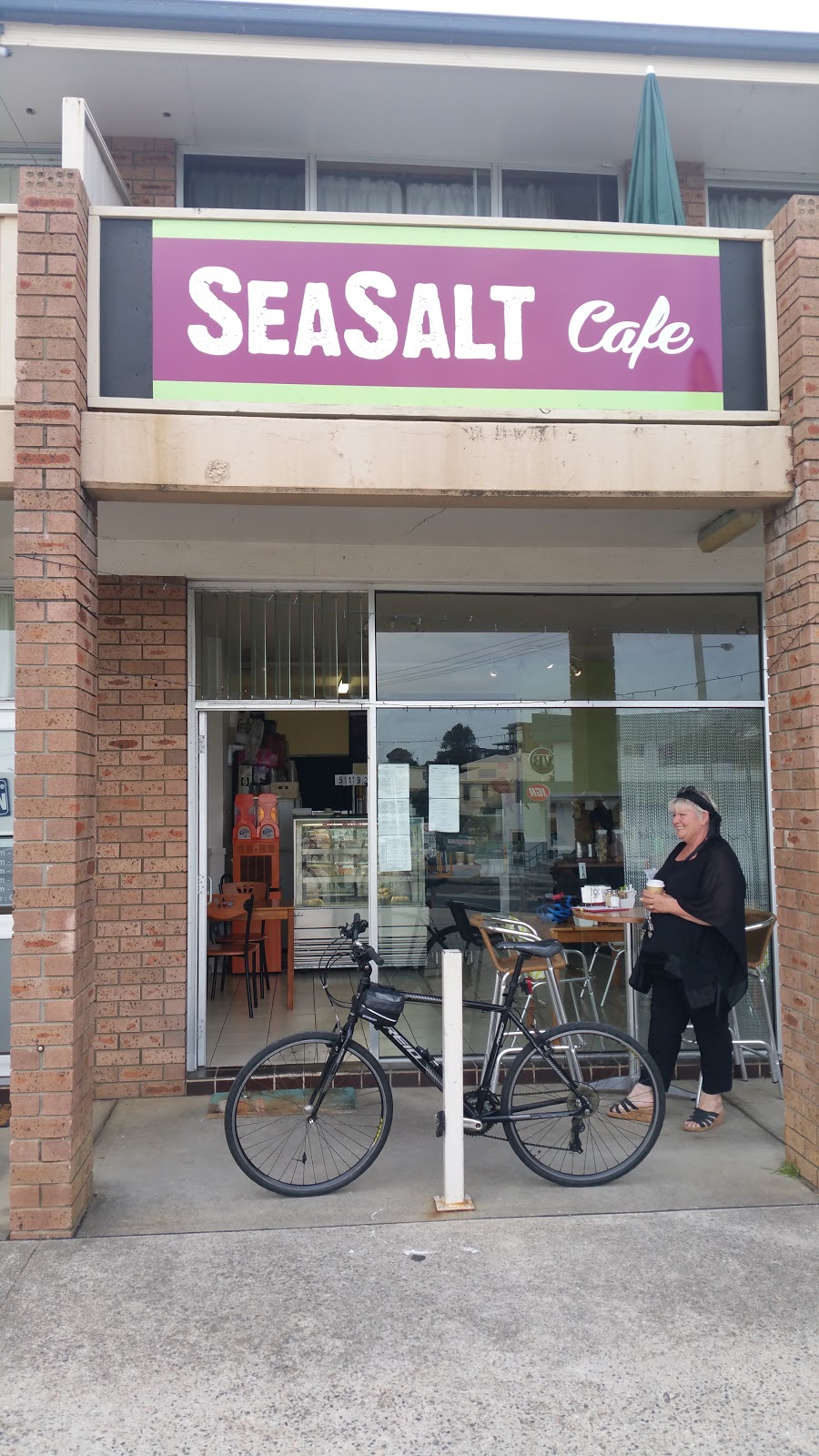 Sea Salt Cafe Restaurant | cafe | 1 Noble Parade, Dalmeny NSW 2546, Australia | 0244767451 OR +61 2 4476 7451