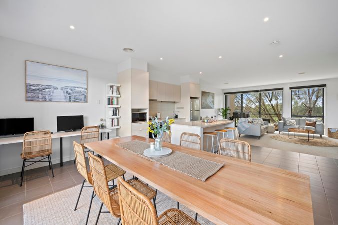 Torquay Luxe Retreat | 2 Bunker Pl, Torquay VIC 3228, Australia | Phone: 0418 360 740