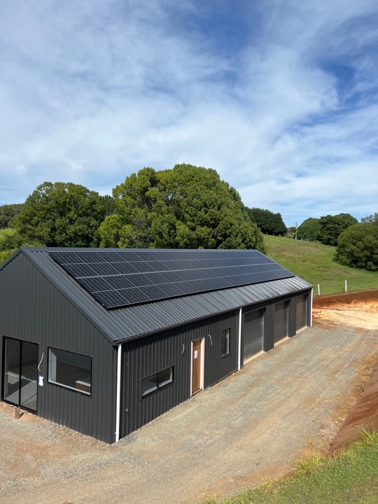 Earth and Sun Electrical | 63 Alcorn St, Suffolk Park NSW 2481, Australia | Phone: 0402 113 231