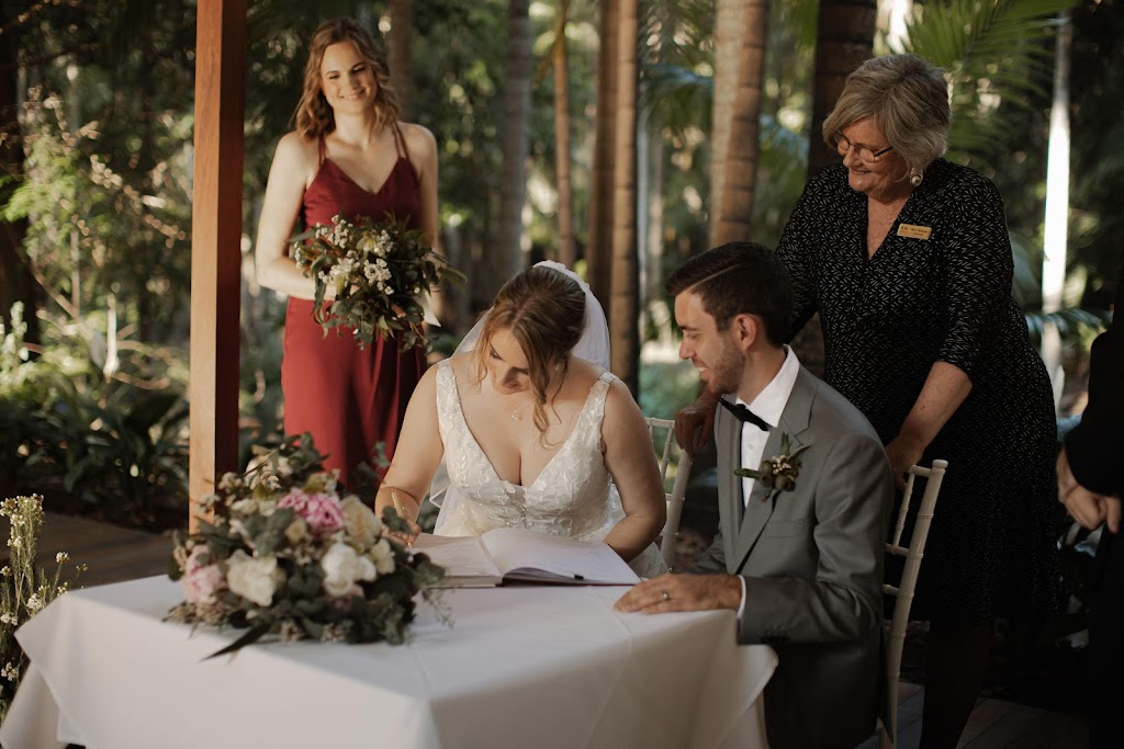 Ann Scholz Wedding Celebrant |  | 58 Dugandan St, Nerang QLD 4211, Australia | 0448940086 OR +61 448 940 086