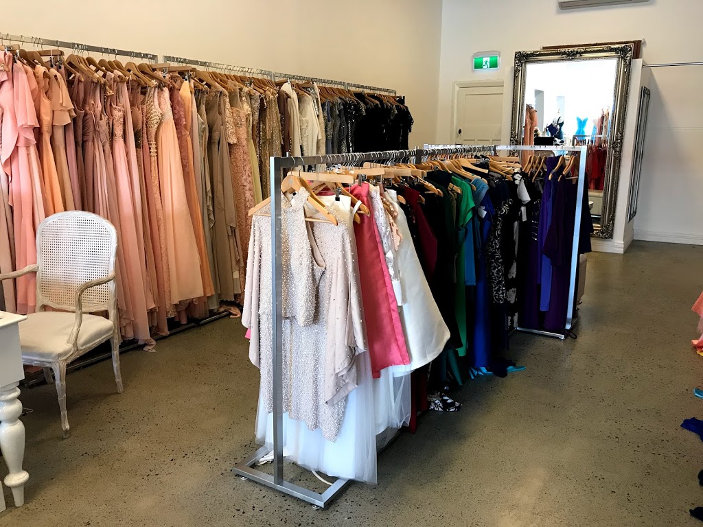Champagne Couture | clothing store | 817 Beaufort St, Mount Lawley WA 6050, Australia | 0861805661 OR +61 8 6180 5661