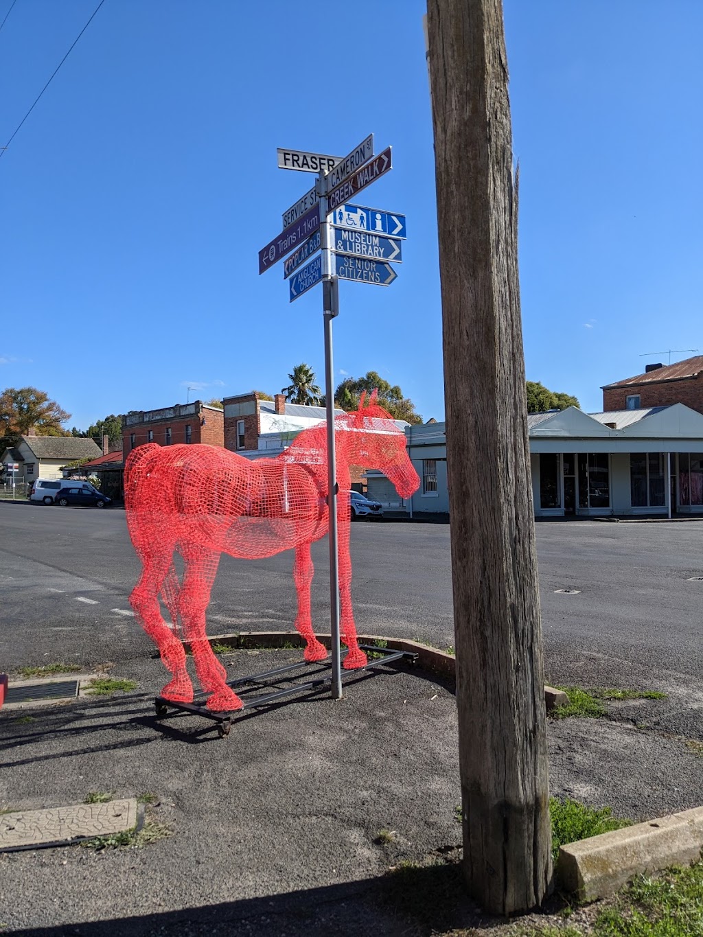 Tom Ripon | 19 Central Ct, Clunes VIC 3370, Australia | Phone: 0498 955 821