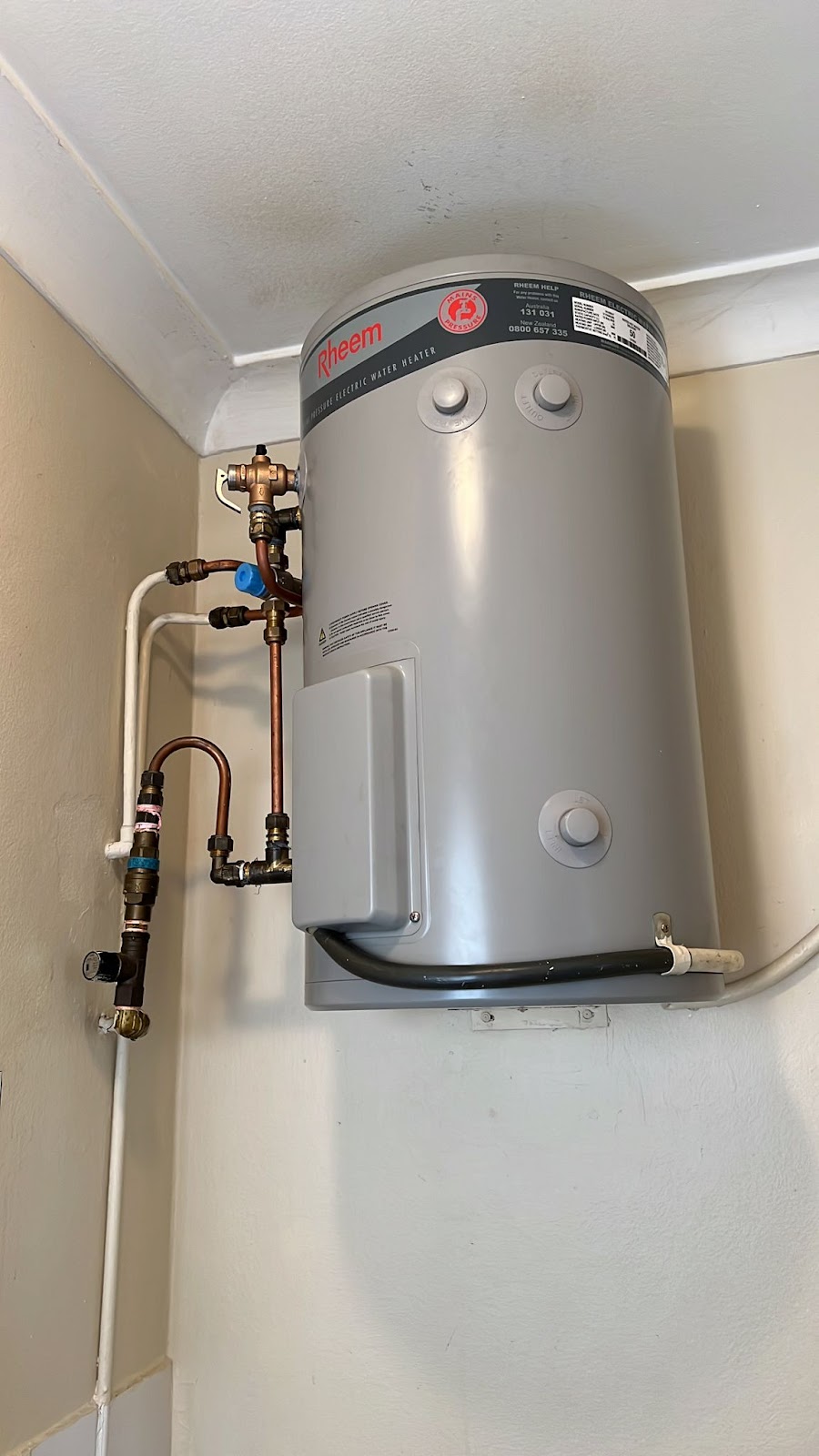 Crystal Hot Water | 3/19 Miowera Rd, Villawood NSW 2163, Australia | Phone: 1300 410 785