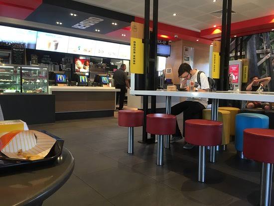 McDonalds Ferntree Gully | 740/742 Burwood Hwy, Ferntree Gully VIC 3156, Australia | Phone: (03) 9758 6657