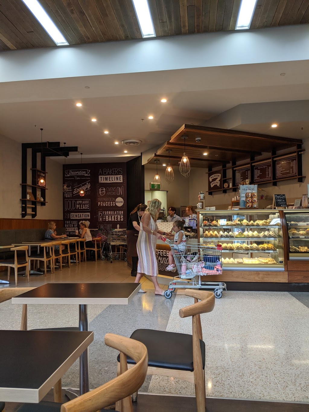 Muffin Break Robina | bakery | Robina Town Centre Drive, off Robina Pkwy, Robina QLD 4230, Australia | 0755808835 OR +61 7 5580 8835